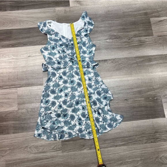 Gianni Bini blue and white floral dress size small - Picture 5 of 9